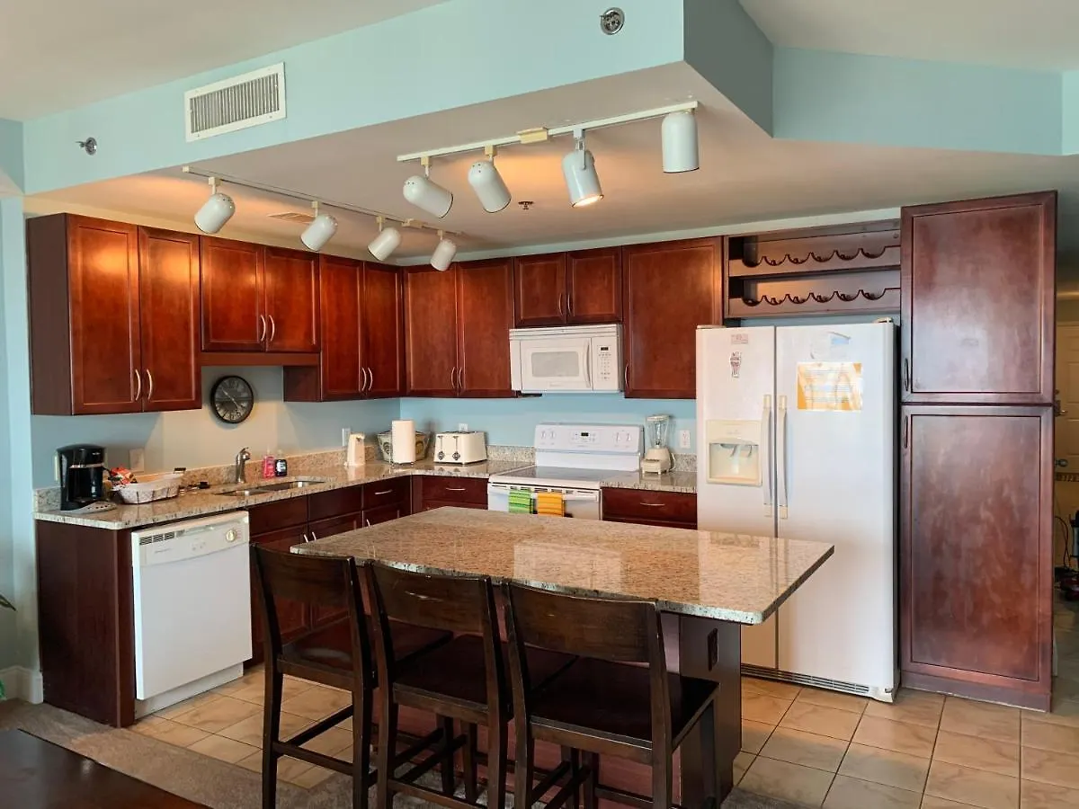 1717 Laketown Wharf 1 King Bedroom, 2 Bath Panama City Beach Lägenhetshotell